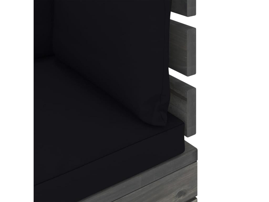 Divano nero con cuscini